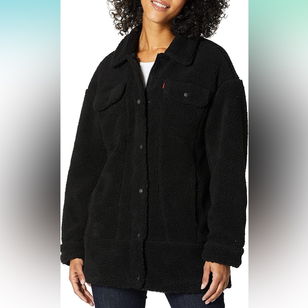 Levi's Women's Black Oversized Long Sherpa Trucker Jacket